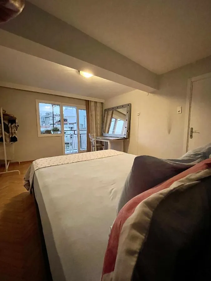 Central Izmir Delight: Cozy Alsancak Apartment 0*,  Turkey